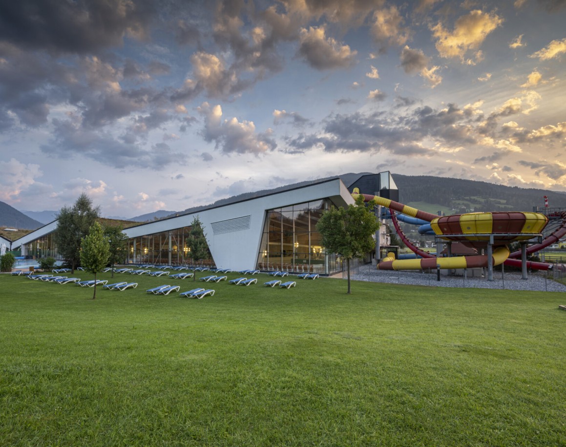 Therme Amade mit Rutschen in Altenmarkt © Lorenz Masser