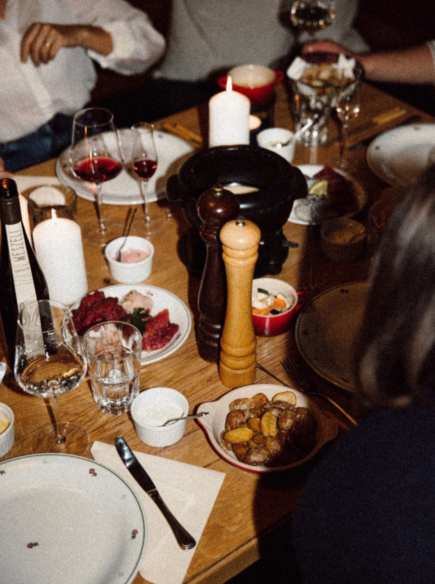 Gedeckter Tisch im Fonduerestaurant Ennshof 